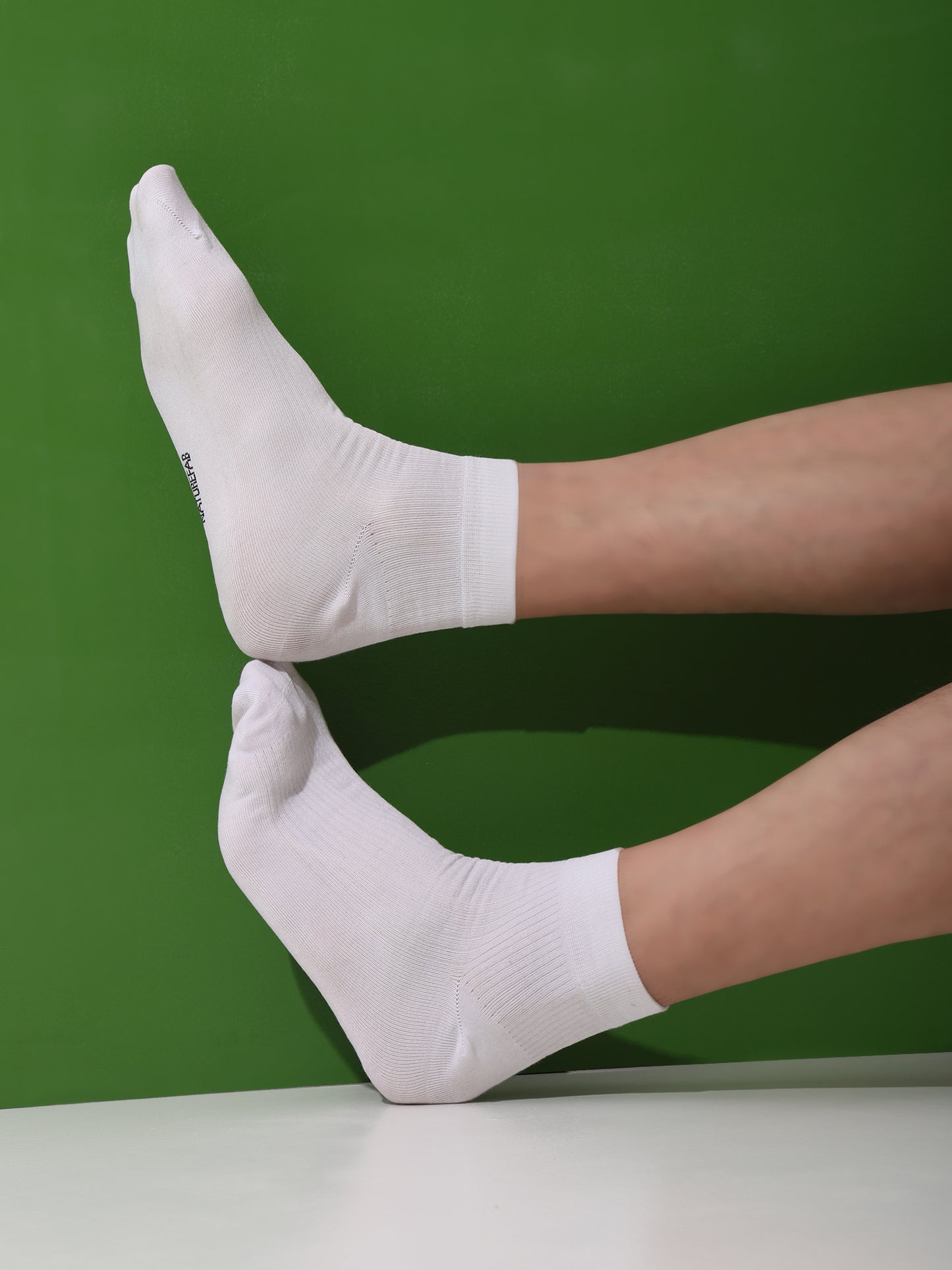 Naturefab Men's Bamboo Ankle Length socks White (Pack of 3)