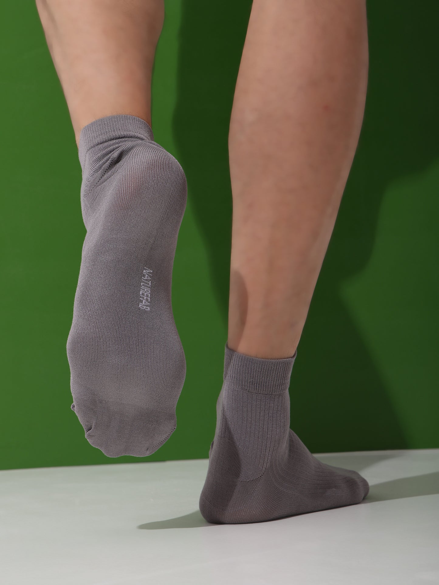 Naturefab Men's Bamboo Ankle Length socks Zinc