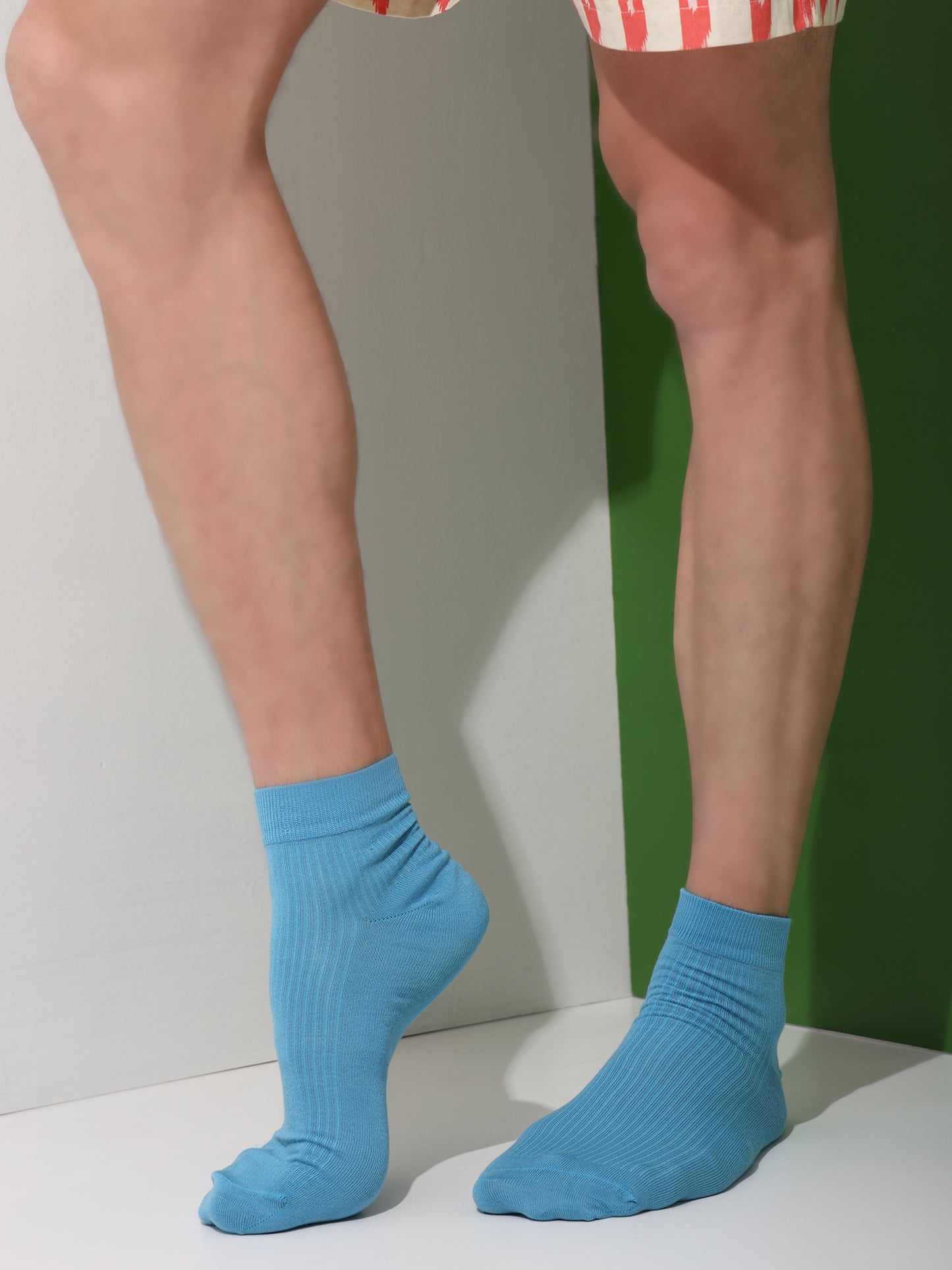 Naturefab Men's Bamboo Ankle Length socks Arctic Blue