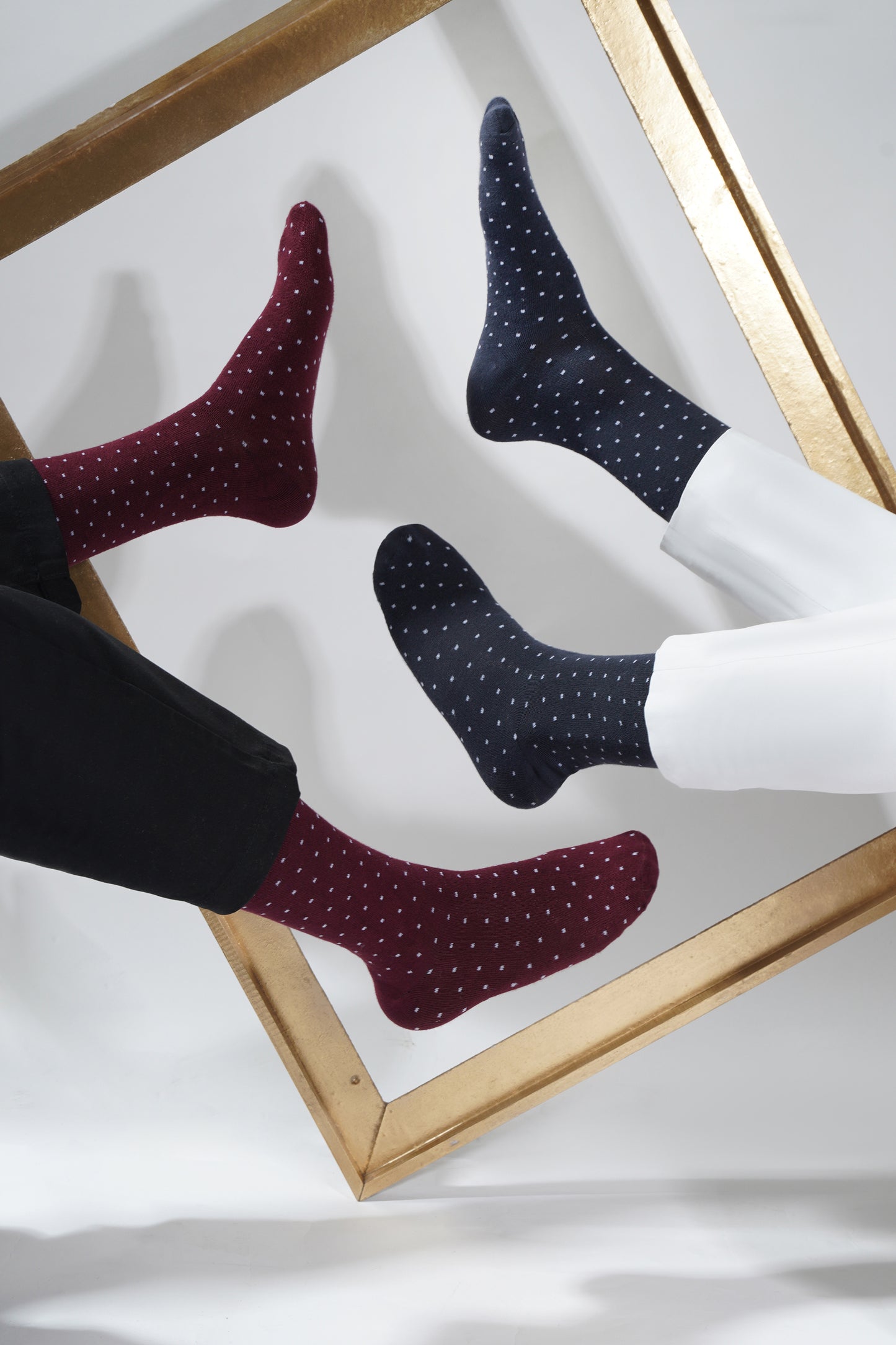 Naturefab Men's Bamboo Full Length socks Polka Dot Grey
